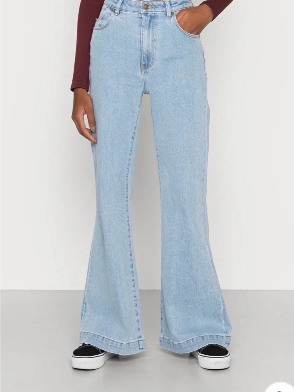 ROLLA’S East Coast High Rise Flare Jeans In Cloud Blue Organic Cotton Size 28